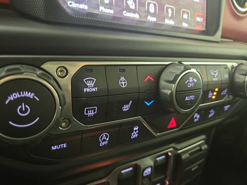 Used 2019 Jeep Wrangler Unlimited Rubicon image 25