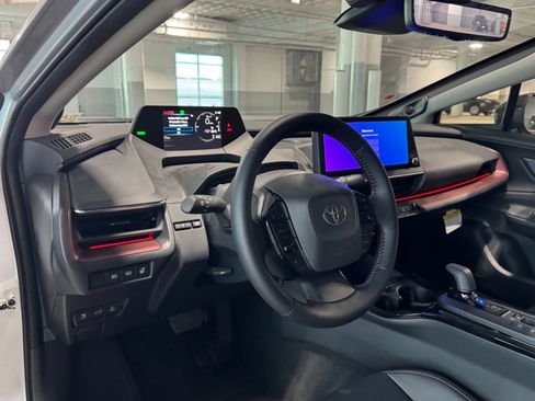 New 2026 Toyota Prius Plug-In Hybrid FWD image 15