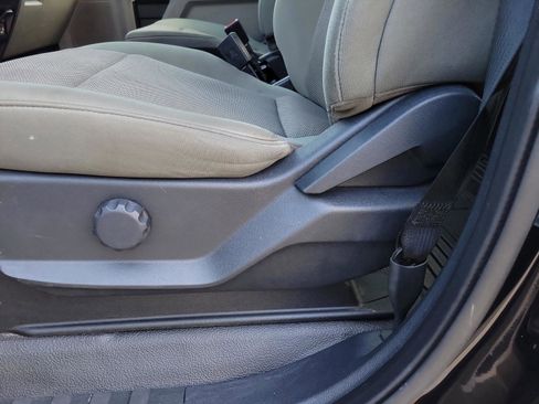 Used 2022 Ford F350 XL w/ Power Equipment Group image 5