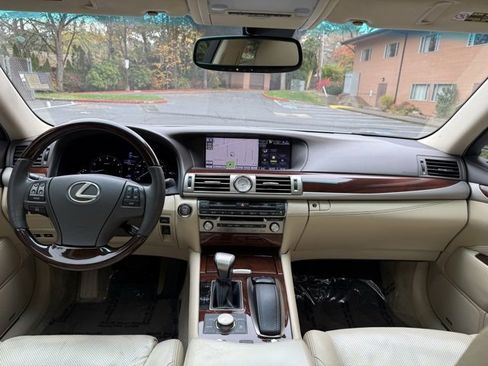 Used 2014 Lexus LS 460 image 11