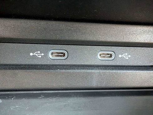 Certified 2023 Volkswagen Tiguan SE R-Line FWD image 22