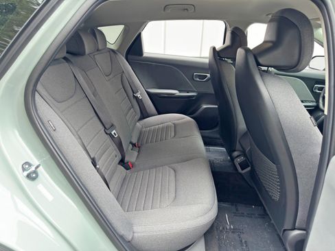 Used 2025 Kia K4 EX FWD image 35