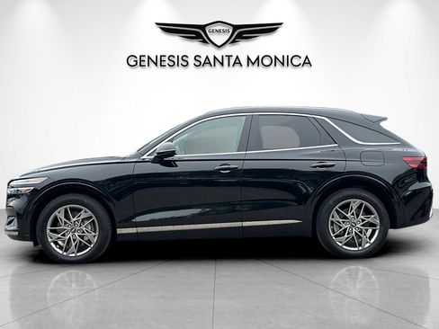 Used 2025 Genesis GV70 2.5T w/ Select Package AWD/4WD image 8