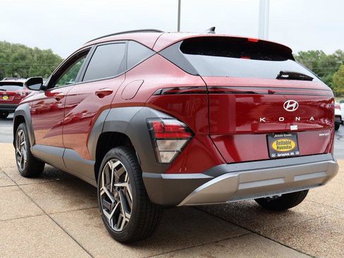 New 2026 Hyundai Kona SEL Premium image 4