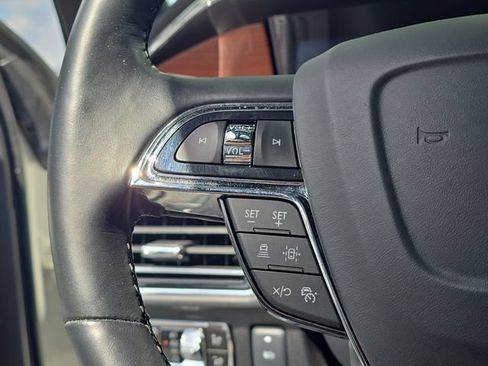 Used 2024 Lincoln Navigator Reserve AWD/4WD image 12
