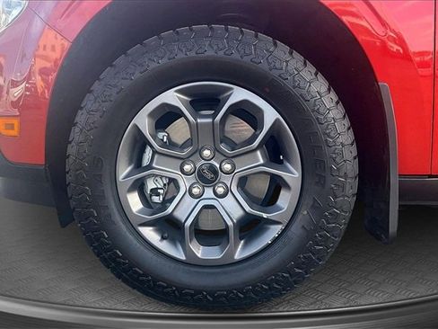 Certified 2023 Ford Maverick XLT w/ XLT Luxury Package image 9