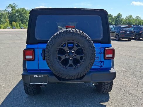 Used 2022 Jeep Wrangler Unlimited Sport AWD/4WD image 8