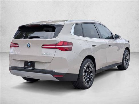 Used 2026 BMW X3 xDrive30i w/ Premium Package AWD/4WD image 2