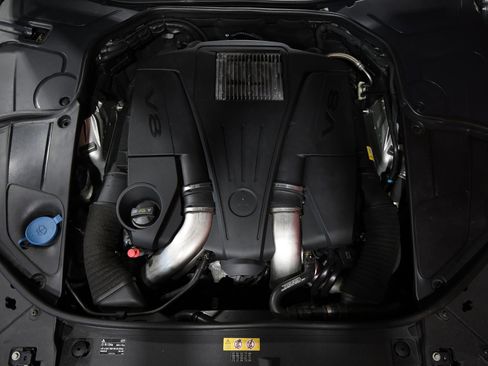 Used 2015 Mercedes-Benz S 550 Sedan image 29
