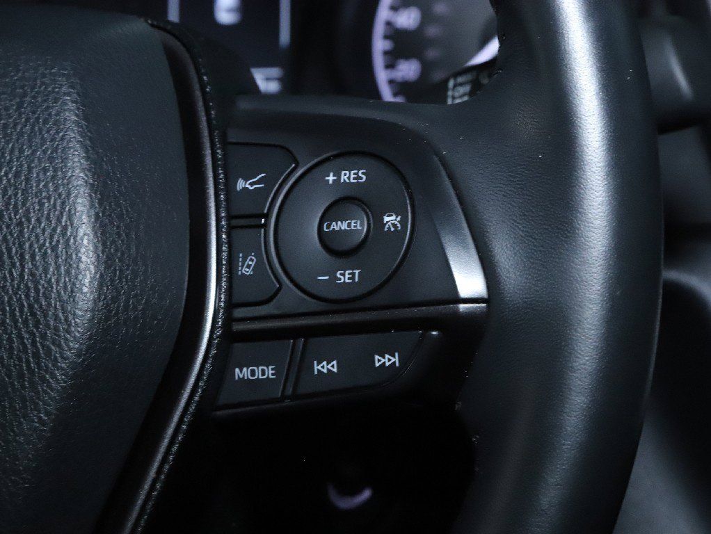 Used 2024 Toyota Camry SE FWD image 24