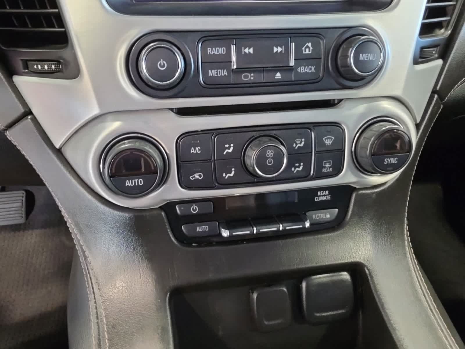 Used 2020 GMC Yukon SLE w/ Convenience Package AWD/4WD image 23