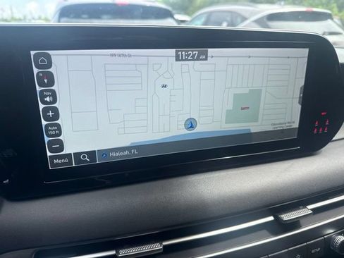 Used 2024 Hyundai Palisade SEL FWD image 15