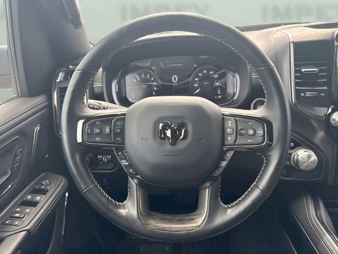 Used 2025 RAM 1500 Limited AWD/4WD image 16