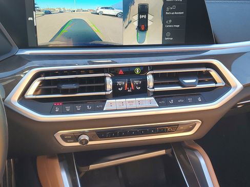 Used 2022 BMW X6 xDrive40i w/ Executive Package image 20