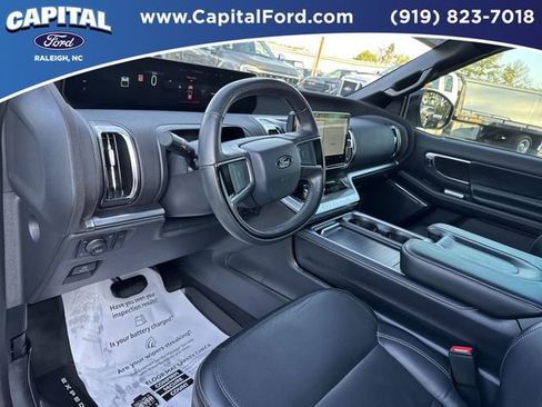 Certified 2025 Ford Expedition Platinum w/ Stealth Performance Package AWD/4WD image 23
