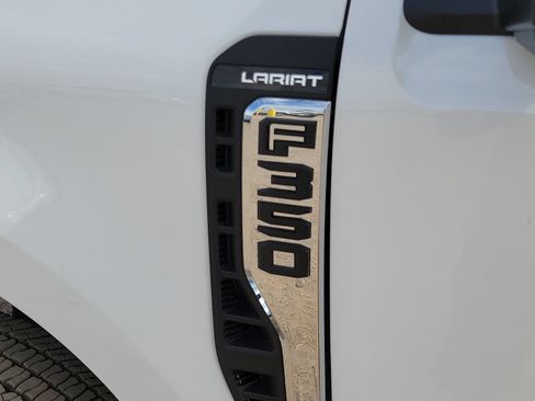 New 2026 Ford F350 Lariat w/ Lariat Premium Package AWD/4WD image 9