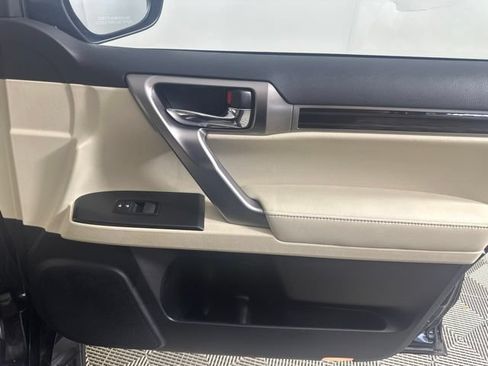 Used 2023 Lexus GX 460 Premium w/ Premium Package AWD/4WD image 36