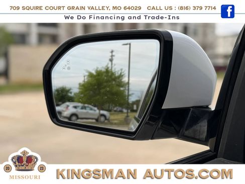 Used 2019 Ford Expedition XLT w/ Equipment Group 202A image 25