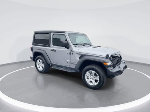 Used 2020 Jeep Wrangler Sport image 2