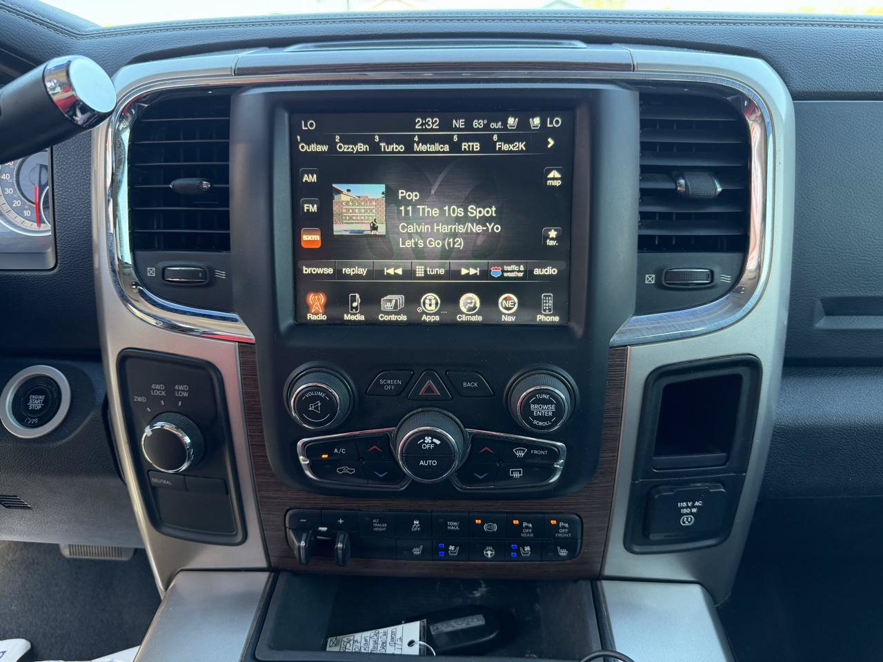 Used 2017 RAM 2500 Laramie w/ Sport Appearance Group AWD/4WD image 26
