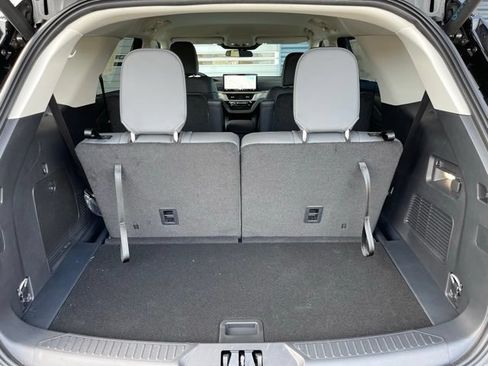 New 2026 Ford Explorer Active w/ Active Comfort Package AWD/4WD image 23