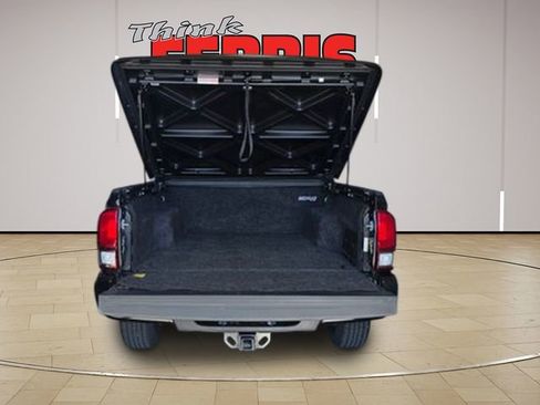Used 2021 Toyota Tacoma SR image 5