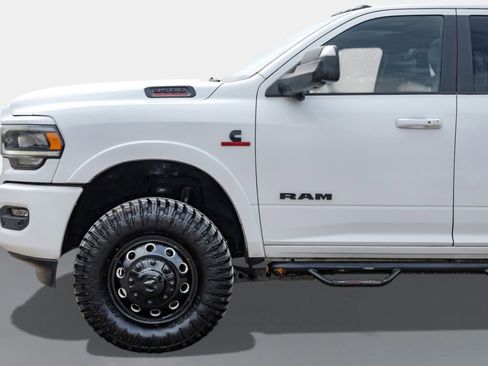 Used 2021 RAM 3500 Laramie image 10