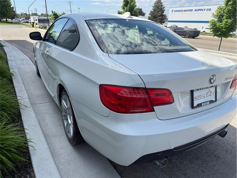 Used 2012 BMW 335i xDrive Coupe AWD/4WD image 41