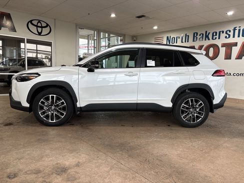 New 2026 Toyota Corolla Cross XLE image 7