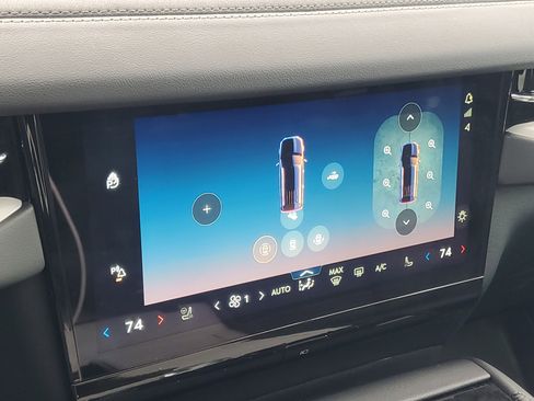 New 2025 Lincoln Navigator Reserve w/ Jet Appearance Package image 24