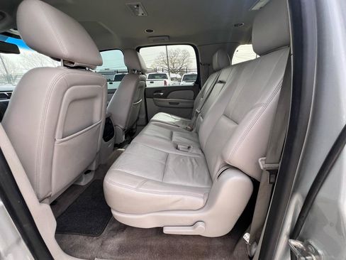 Used 2013 GMC Yukon XL SLT RWD image 29