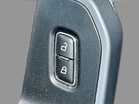 Used 2023 Ford F150 XLT AWD/4WD image 23