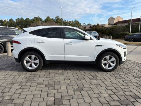 Used 2020 Jaguar E-PACE image 8