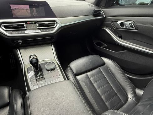 Used 2021 BMW 330i Sedan w/ M Sport Package RWD image 54