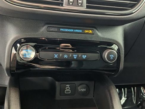 Certified 2024 Ford Escape ST-Line w/ Tech Pack #1 AWD/4WD image 26