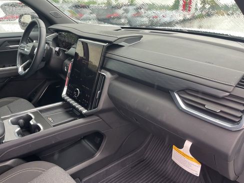Used 2026 GMC Acadia Elevation w/ LPO, Floor Liner Package FWD image 22