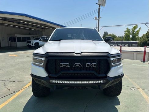 Used 2020 RAM 1500 Laramie w/ Off Road Group image 4