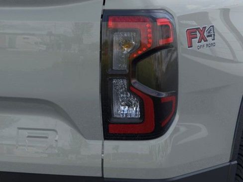 New 2024 Ford Ranger XLT w/ FX4 Off-Road Package image 38