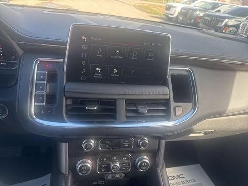 Used 2024 GMC Yukon SLE AWD/4WD image 23