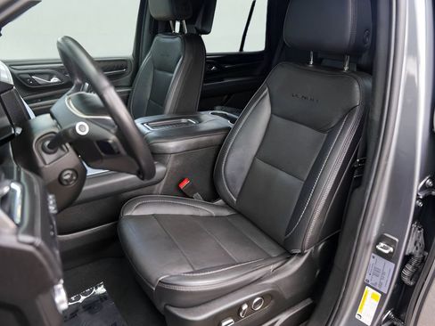 Used 2021 GMC Yukon Denali AWD/4WD image 10