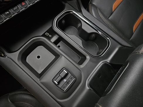 Used 2025 GMC Sierra 2500 AT4 AWD/4WD image 20