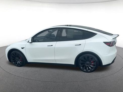 Used 2025 Tesla Model Y Performance AWD/4WD image 9