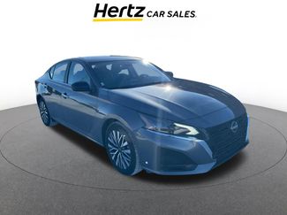 Used 2025 Nissan Altima 2.5 SV video 1