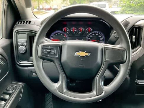 Used 2019 Chevrolet Silverado 1500 Custom w/ Custom Convenience Package RWD image 21