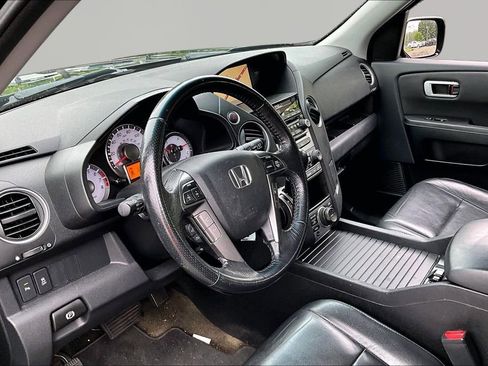 Used 2015 Honda Pilot Touring image 12