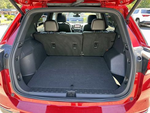 Used 2022 Chevrolet Equinox RS w/ RS Leather Package AWD/4WD image 7