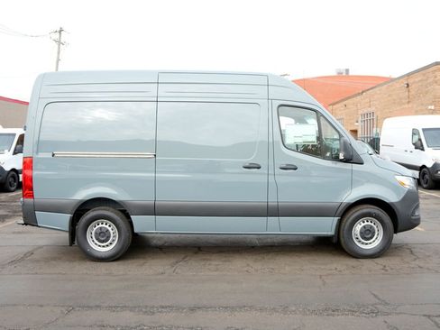 New 2026 Mercedes-Benz Sprinter 2500 image 2