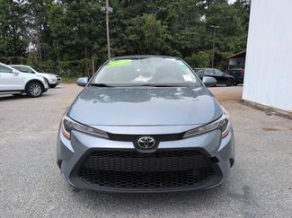 Used 2022 Toyota Corolla LE FWD video 3