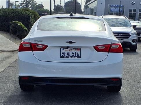 Used 2020 Chevrolet Malibu LS image 4