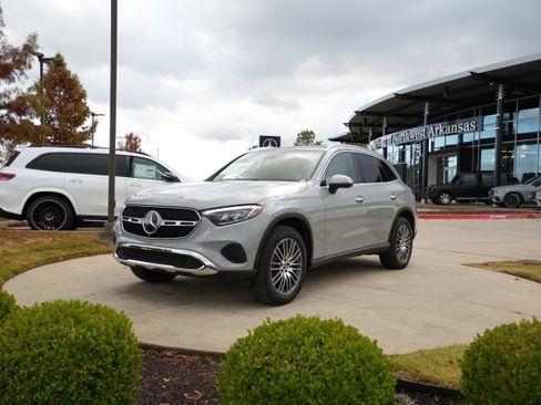 New 2026 Mercedes-Benz GLC 300 4MATIC image 3